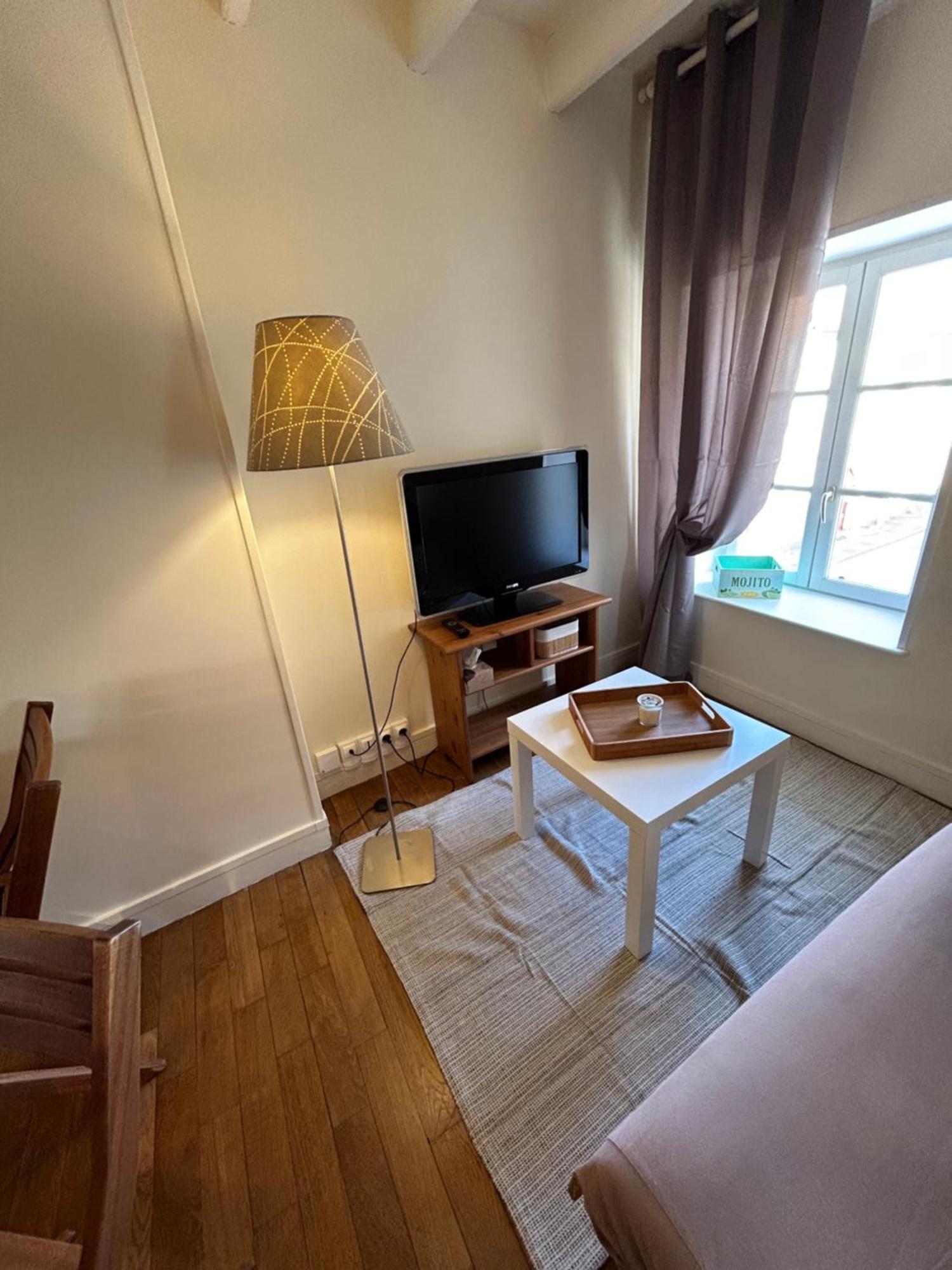 Cosy Jacobins Apartment Langres Bagian luar foto